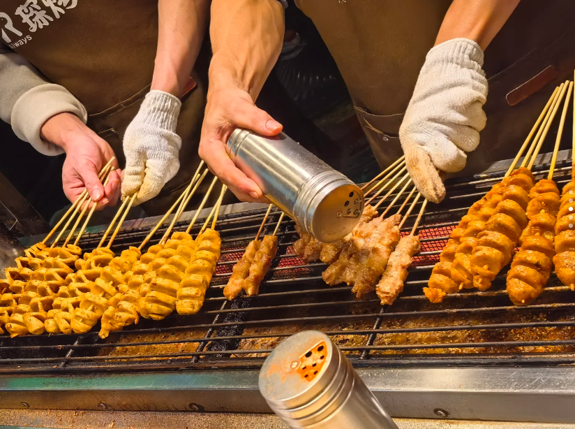 guangzhou street food Grilled pork skewers