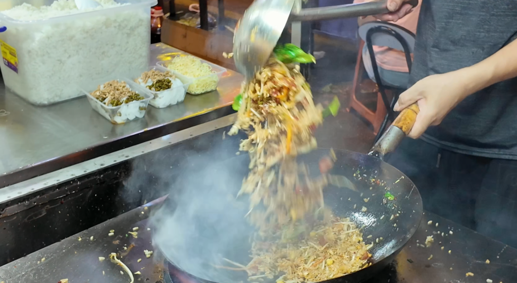 guangzhou street food-stir-fried rice