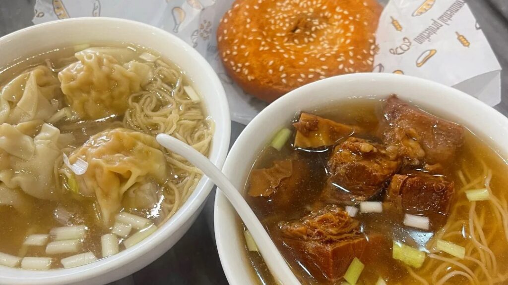 Wonton noodle soup and braised beef noodle soup at Zhuyuan Zhusheng Noodles in Guangzhou