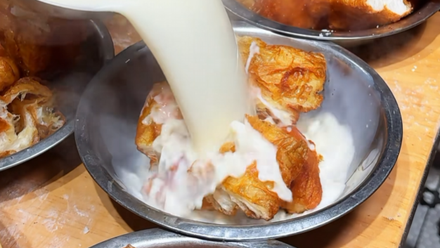Soy milk and youtiao