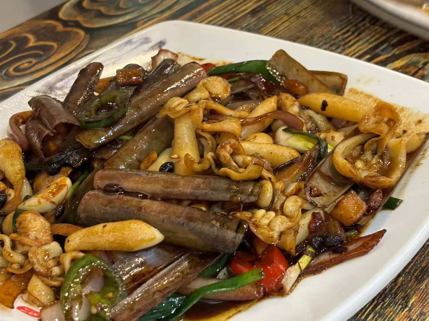 Stir-fried seafood platter at Si Ge Home-Style Cooking in Guangzhou
